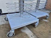 Carica l'immagine nel visualizzatore di Gallery, Colonna portapiatti 100 posti