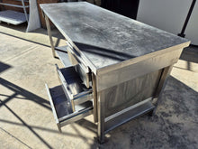 Carica l'immagine nel visualizzatore di Gallery, Tavolo di lavoro inox Zanussi con 3 cassetti dim. 180x70