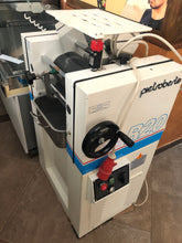 Carica l'immagine nel visualizzatore di Gallery, Raffinatrice 2 Cilindri Marca Pietroberto MODELLO R20