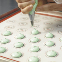 Carica l'immagine nel visualizzatore di Gallery, Tappetino Antiaderente in silicone - Pavoni