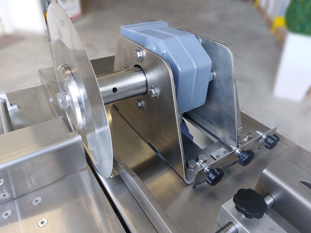 Taglierina manuale con motore elettrico per Torrone - immagine 13