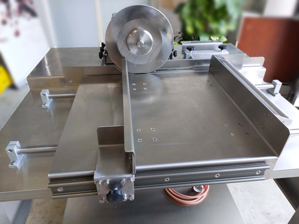 Taglierina manuale con motore elettrico per Torrone - immagine 18