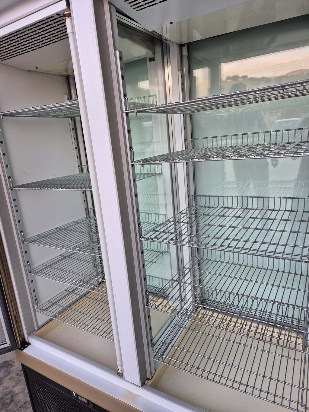 Vetrina pasticceria positiva LONGONI