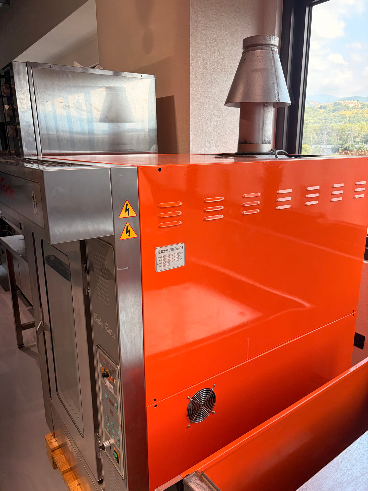 Forno a gas a convenzione TORNATI Baby Rotor