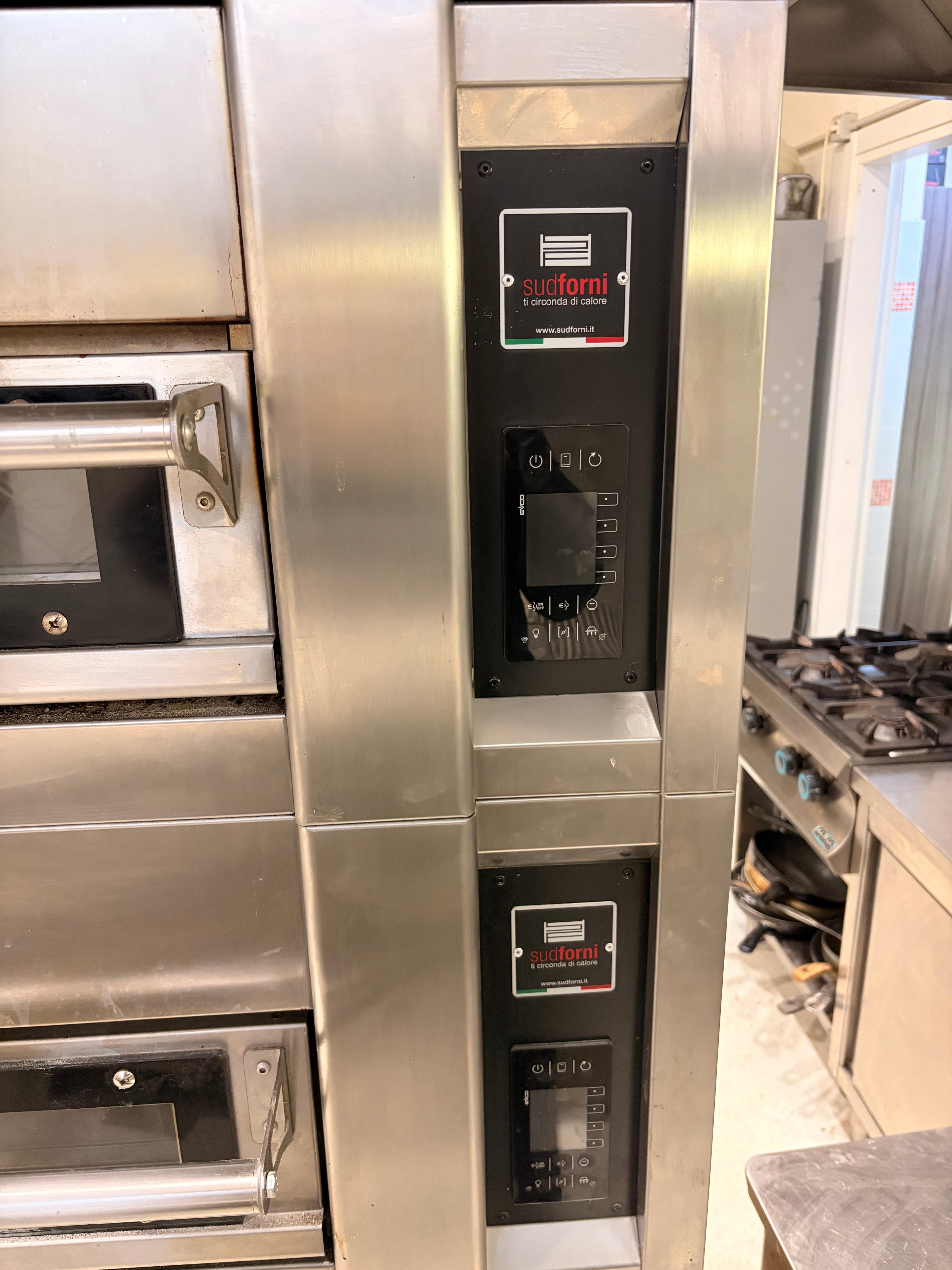 Forno Professionale Pizzeria Sud Forni ZN80 Due Camere con Cappa - Usato pari al nuovo