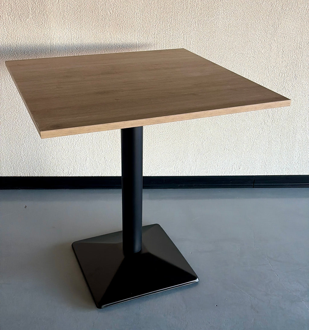 Tavolo Bar 70x70 Rovere con Base Nera in Metallo – Professionale Ho.Re.Ca.