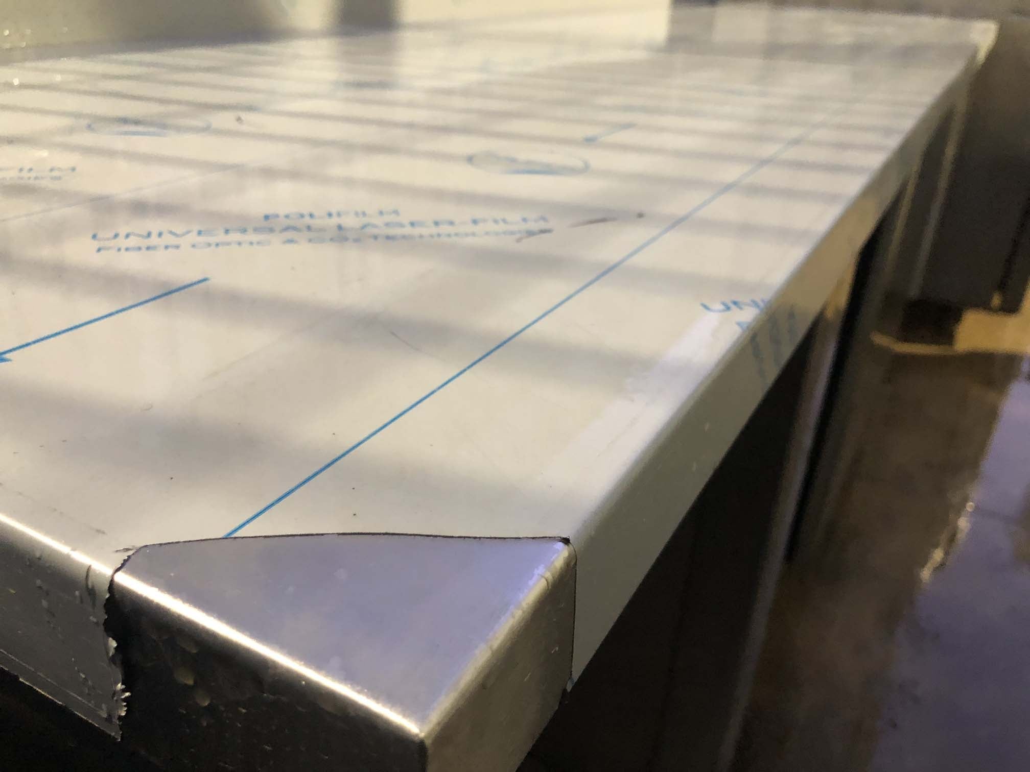 Banco da lavoro con pattumiera cm. 240x70 - immagine 3