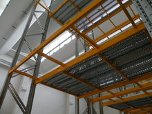 Carica l&#39;immagine nel visualizzatore di Gallery, Scaffalature industriali e commerciali

