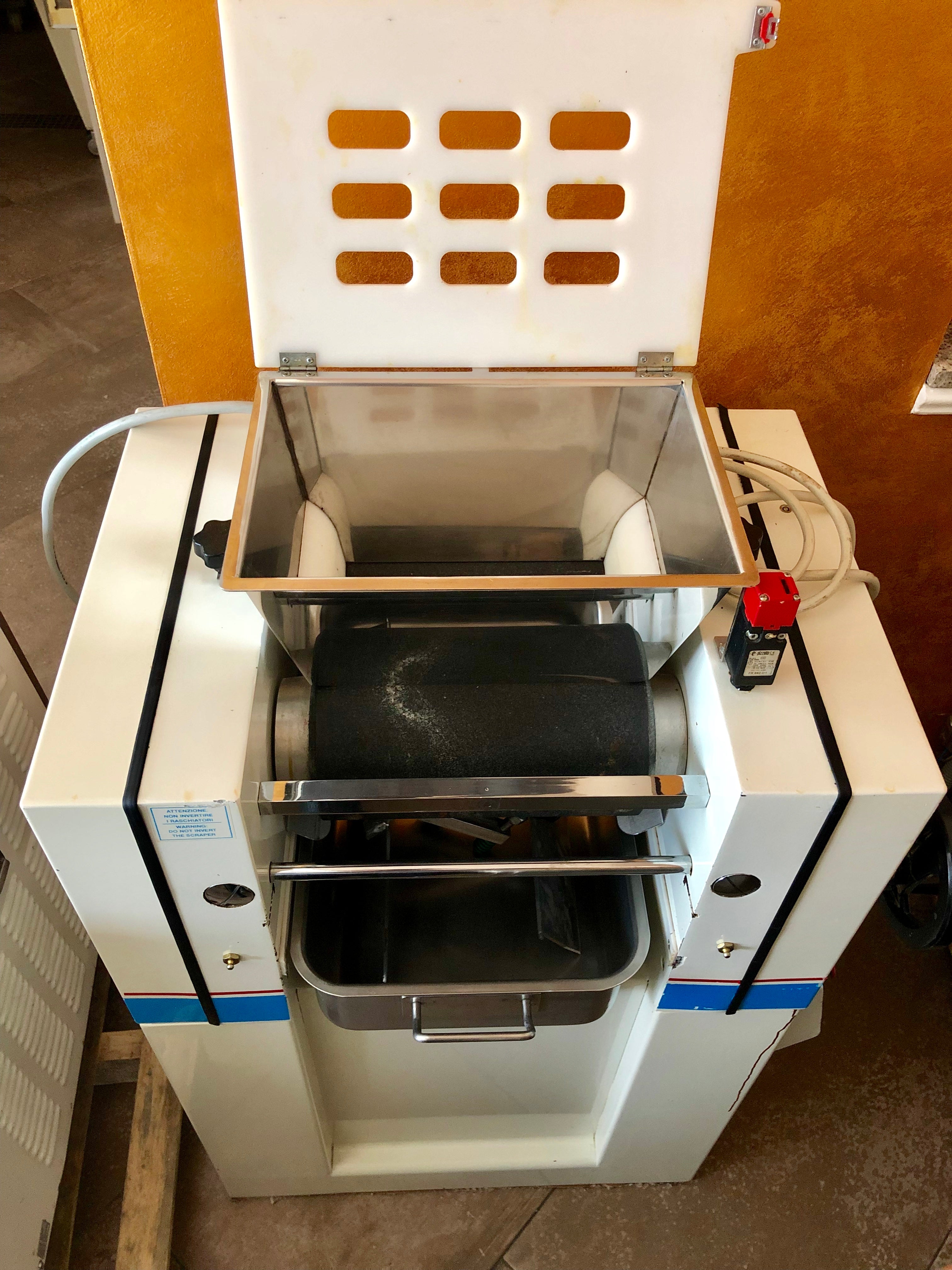 Raffinatrice 2 Cilindri Modello R20 Marca Pietroberto