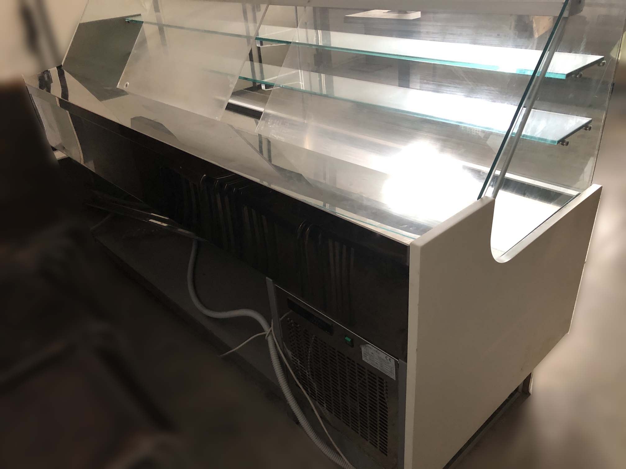 Vetrina pasticceria snack freddo statico cm. 250 - Dea Distribuzione