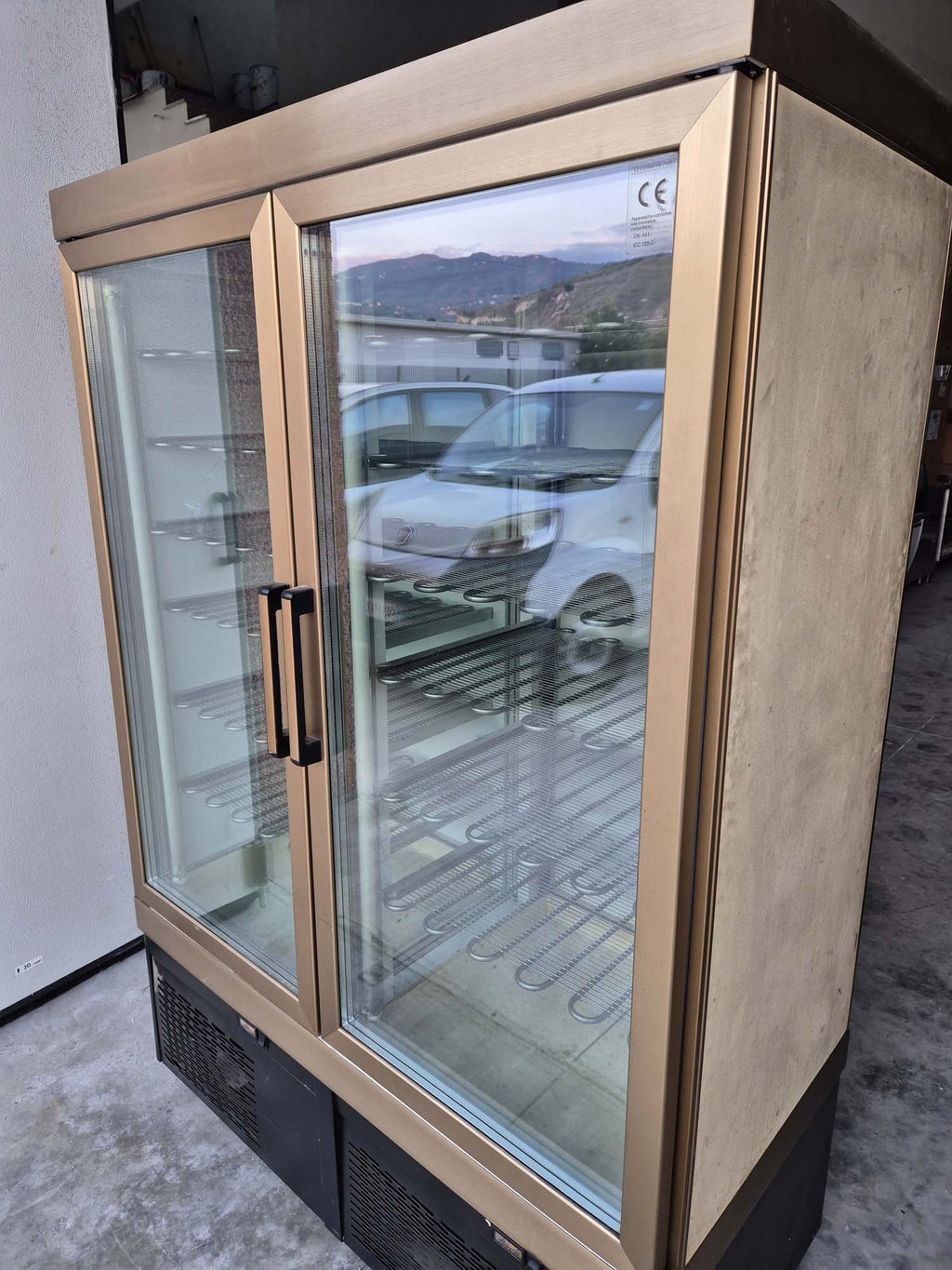 Vetrina pasticceria sottozero LONGONI - Dea Distribuzione