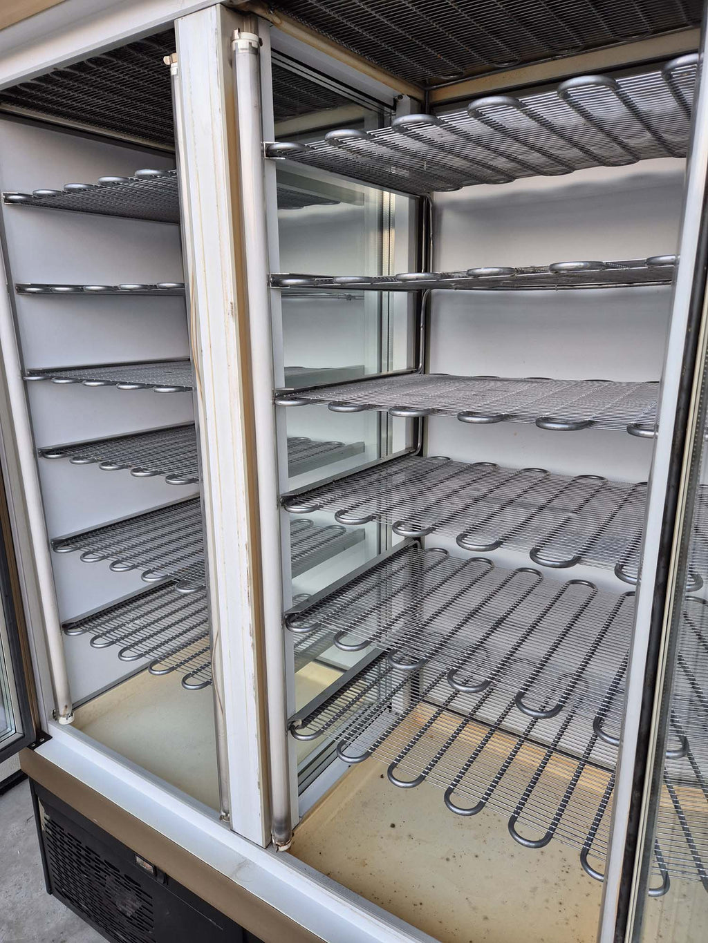 Vetrina pasticceria sottozero LONGONI - Dea Distribuzione