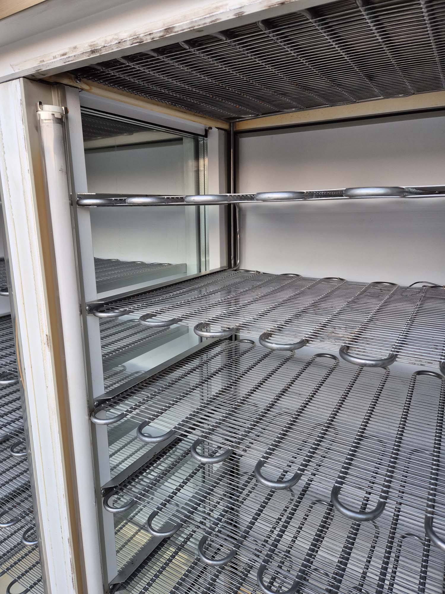 Vetrina pasticceria sottozero LONGONI - Dea Distribuzione