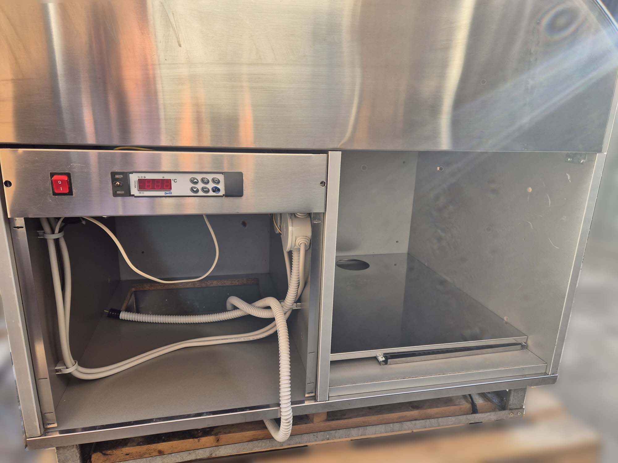 Vetrina riscaldata 100X80 - Dea Distribuzione