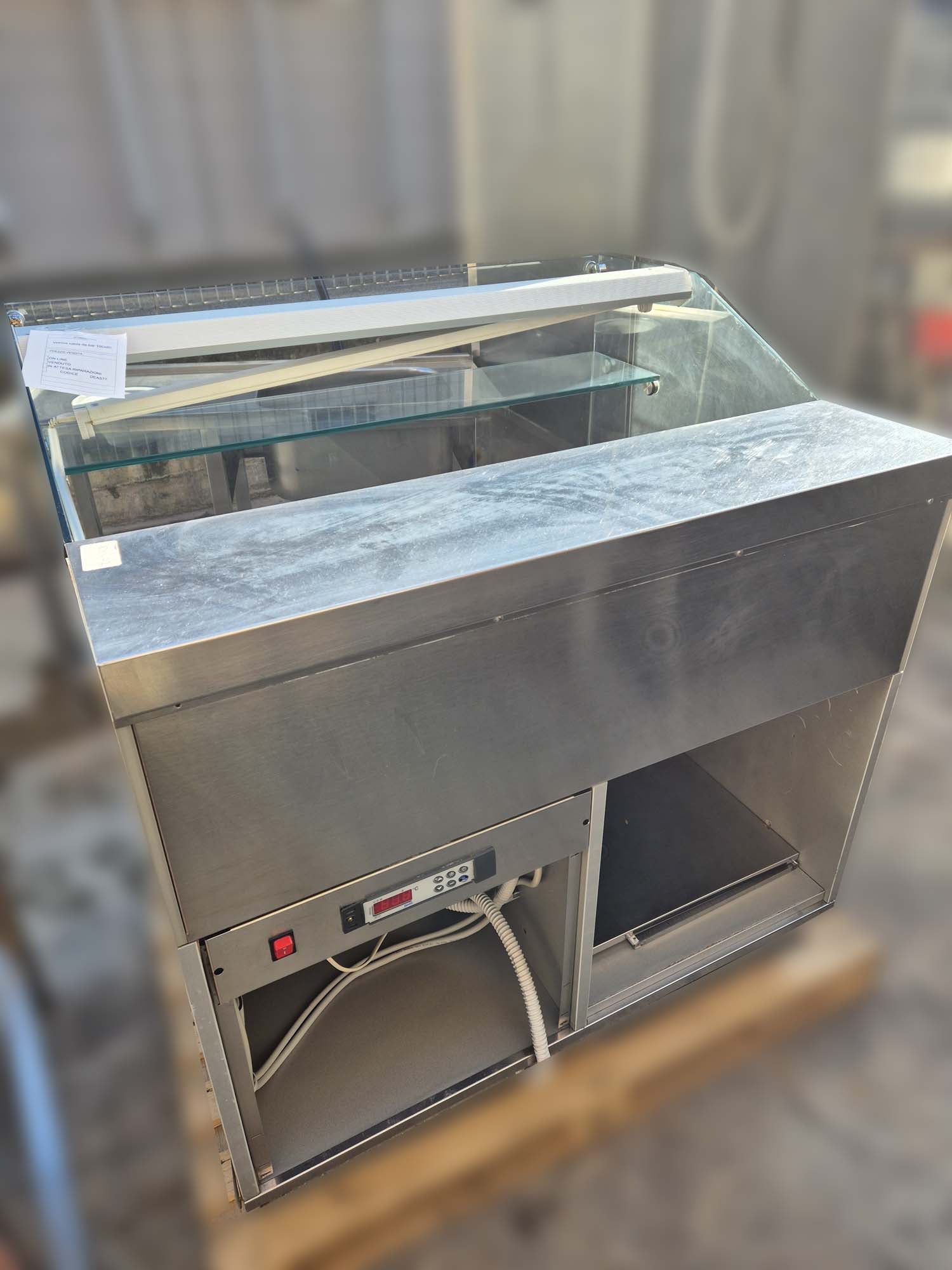 Vetrina riscaldata 100X80 - Dea Distribuzione