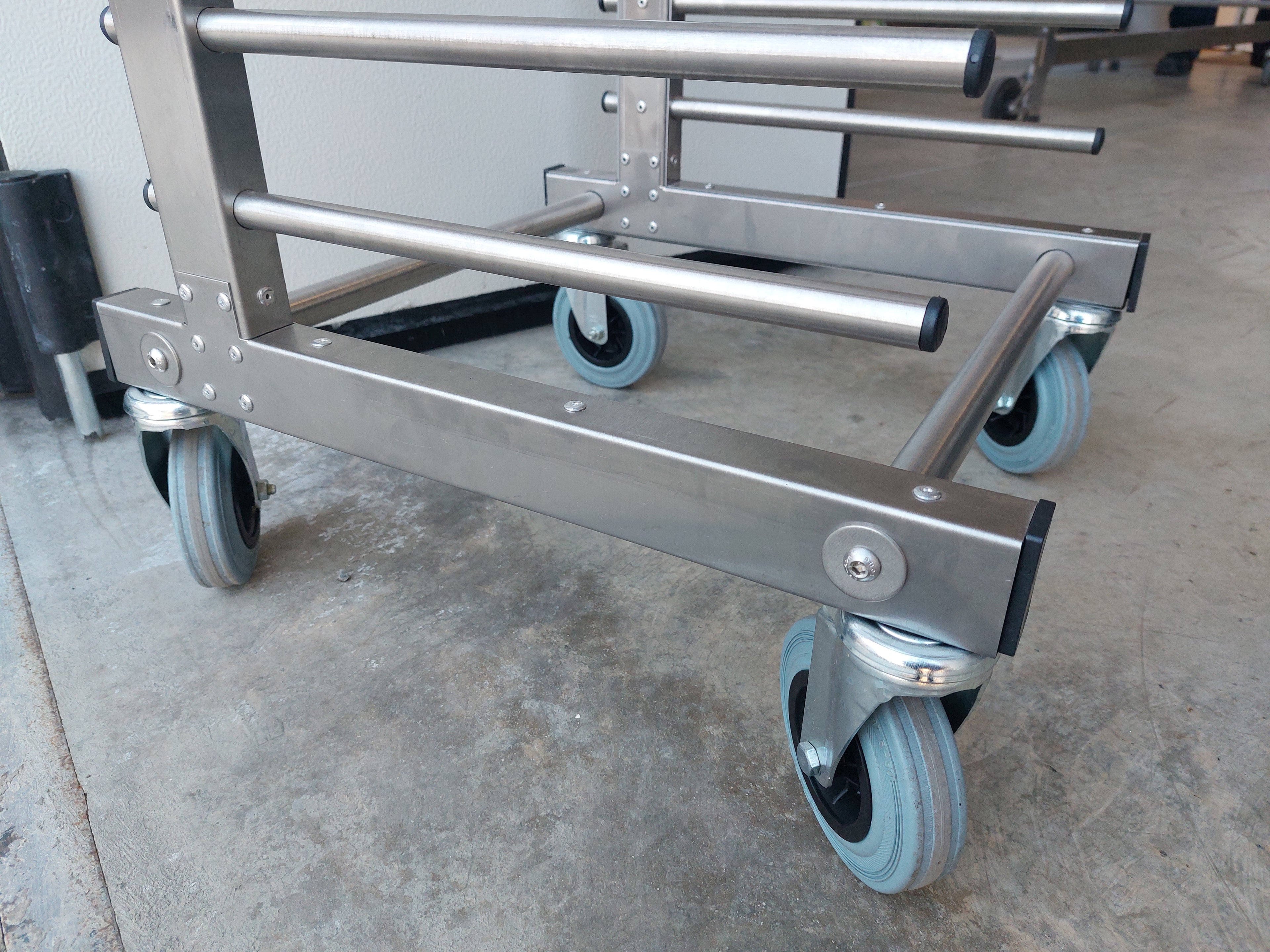 Rastrelliera portateglie 20 Teglie